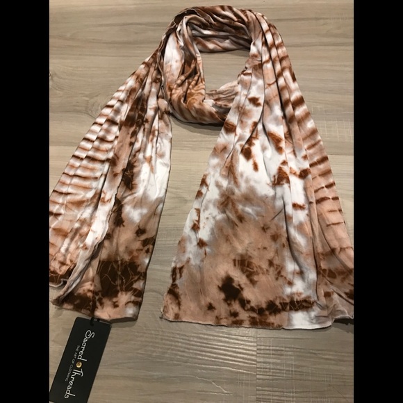 NWT.  Sacred Threads Scarf/Headwrap.  220074B  CL/GR12 - Picture 2 of 3